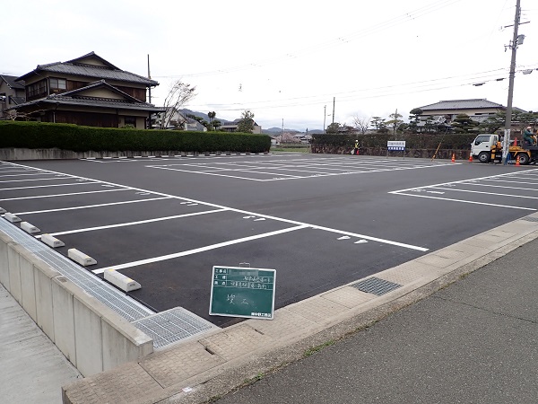 H会社　駐車場工事